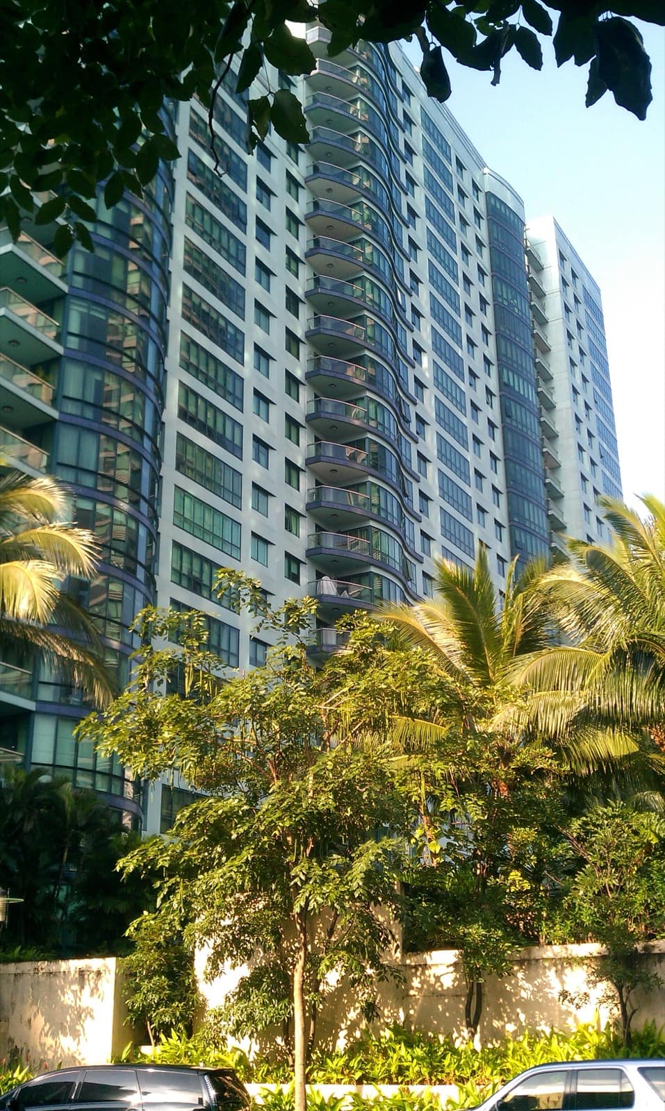 Hidalgo Place — student housing near AIM